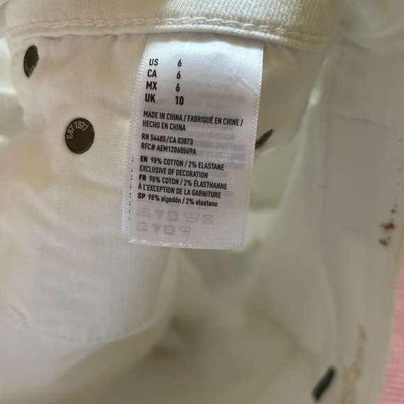 American Eagle, White Ripped Denim Skirt, Size 6 - Picture 4 of 4